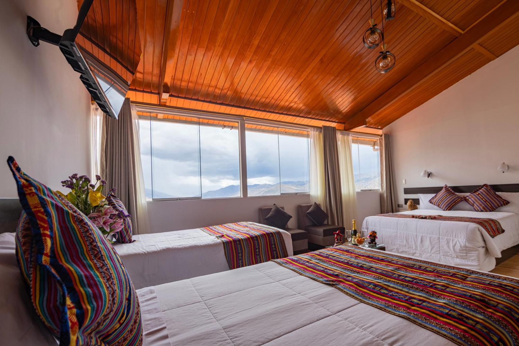 Hotel Kapac Inn-san Blas 3*